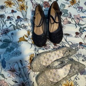 Elegant Black Glitter girls and clear jelly Shoes size 2